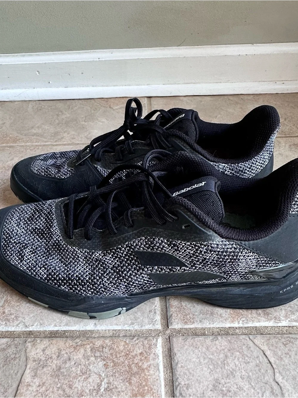 Babolat Jet Tere All Court Sneakers Pickleball Tennis Black Gray​